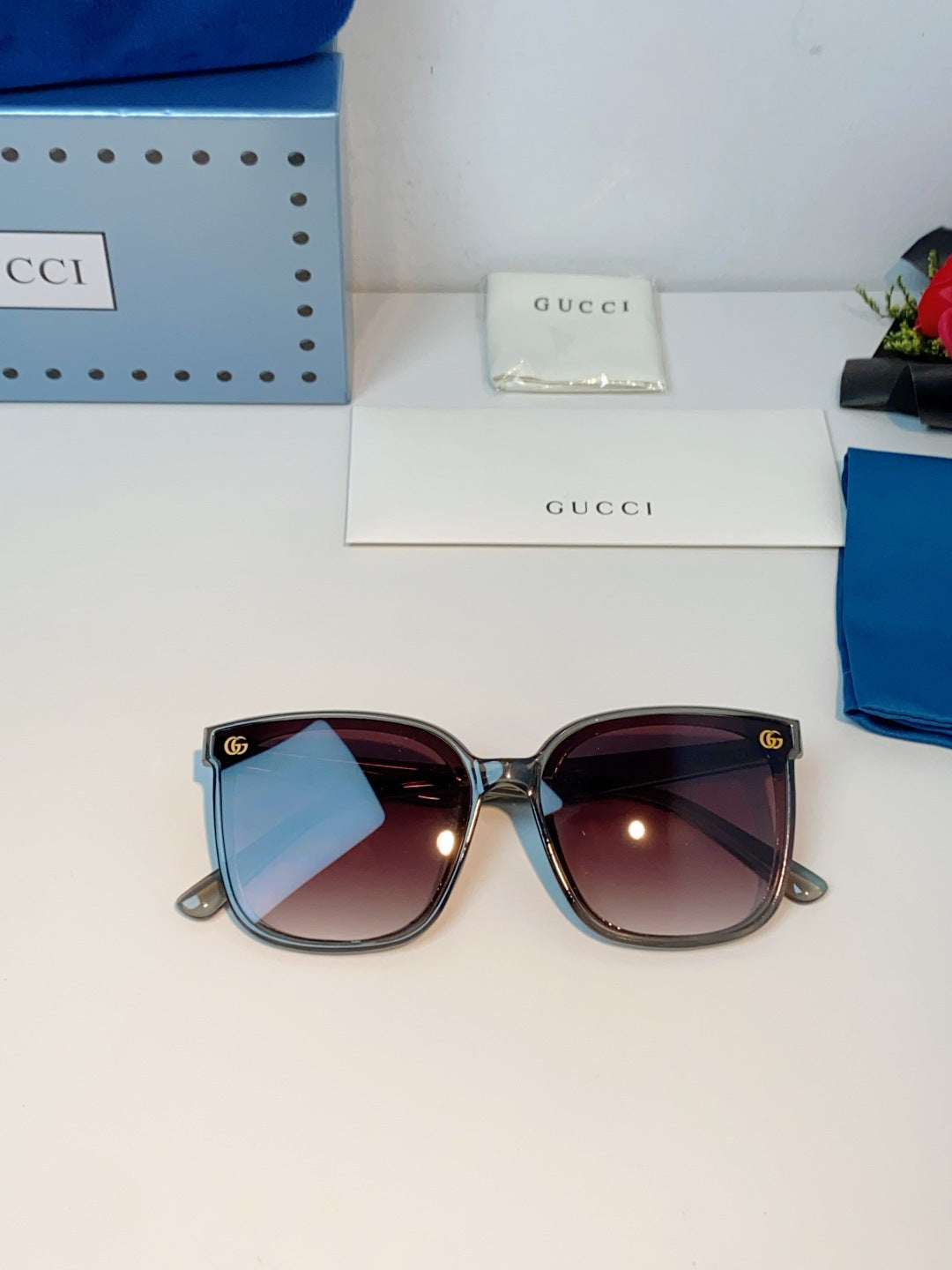 Gucci Fashion Red Lens Sunglasses for Men & Women - 493340 - detail image 9