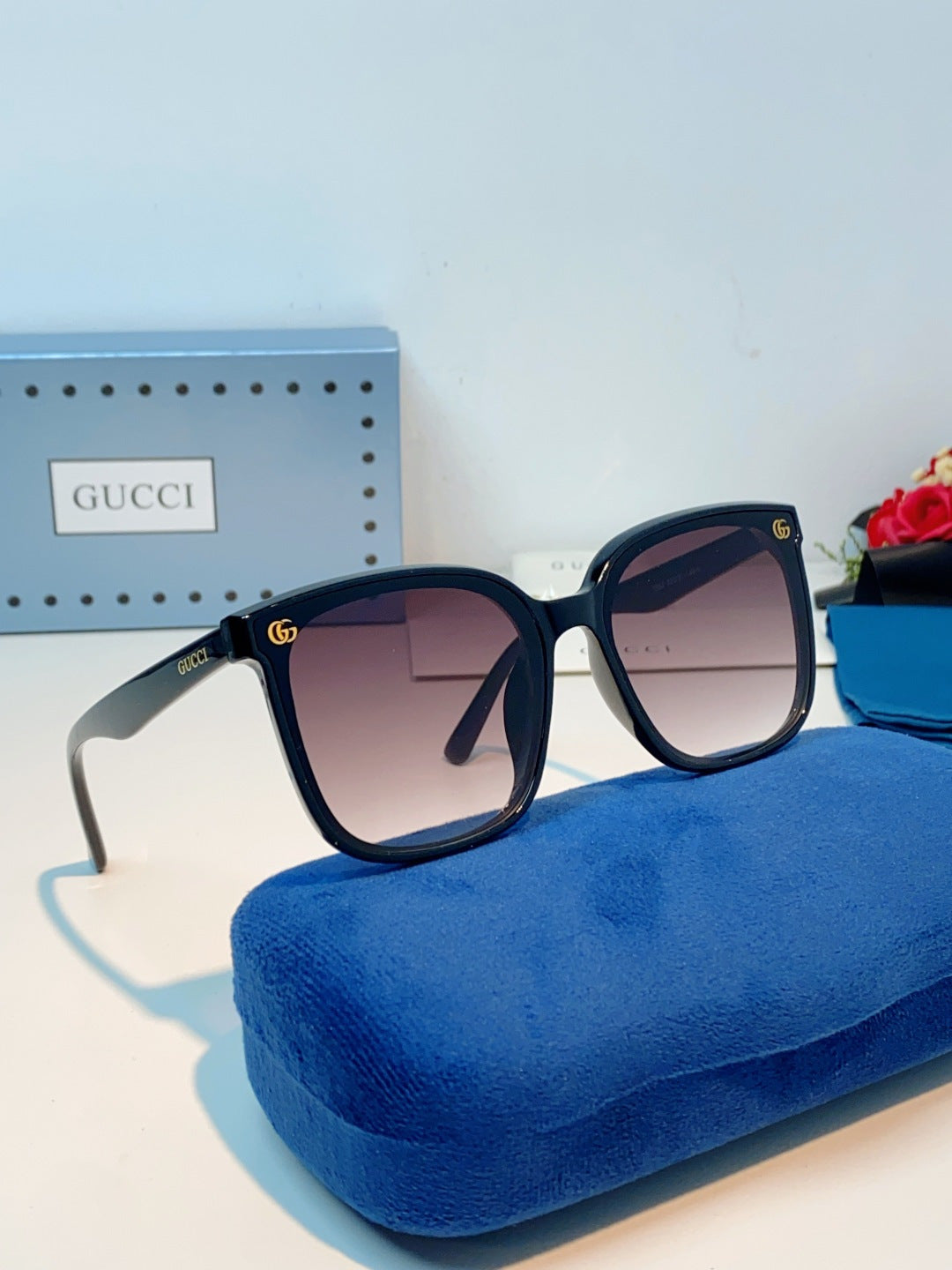 Gucci Fashion Red Lens Sunglasses for Men & Women - detail image 10