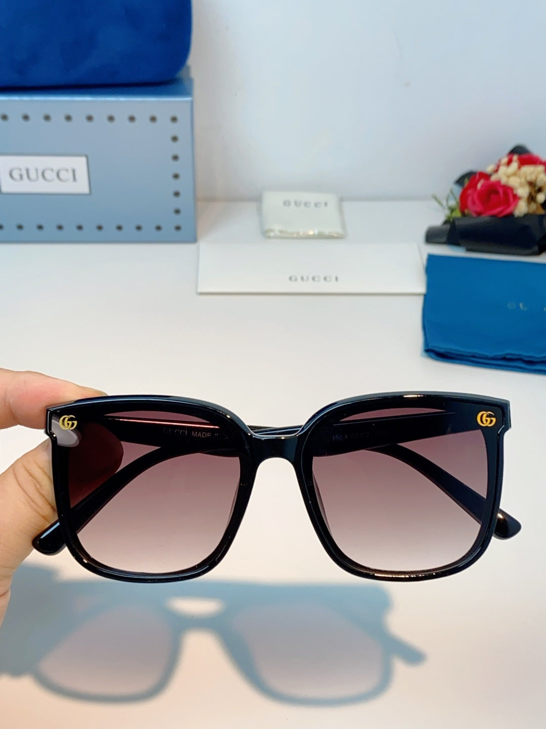 Gucci Fashion Red Lens Sunglasses for Men & Women - detail image 4