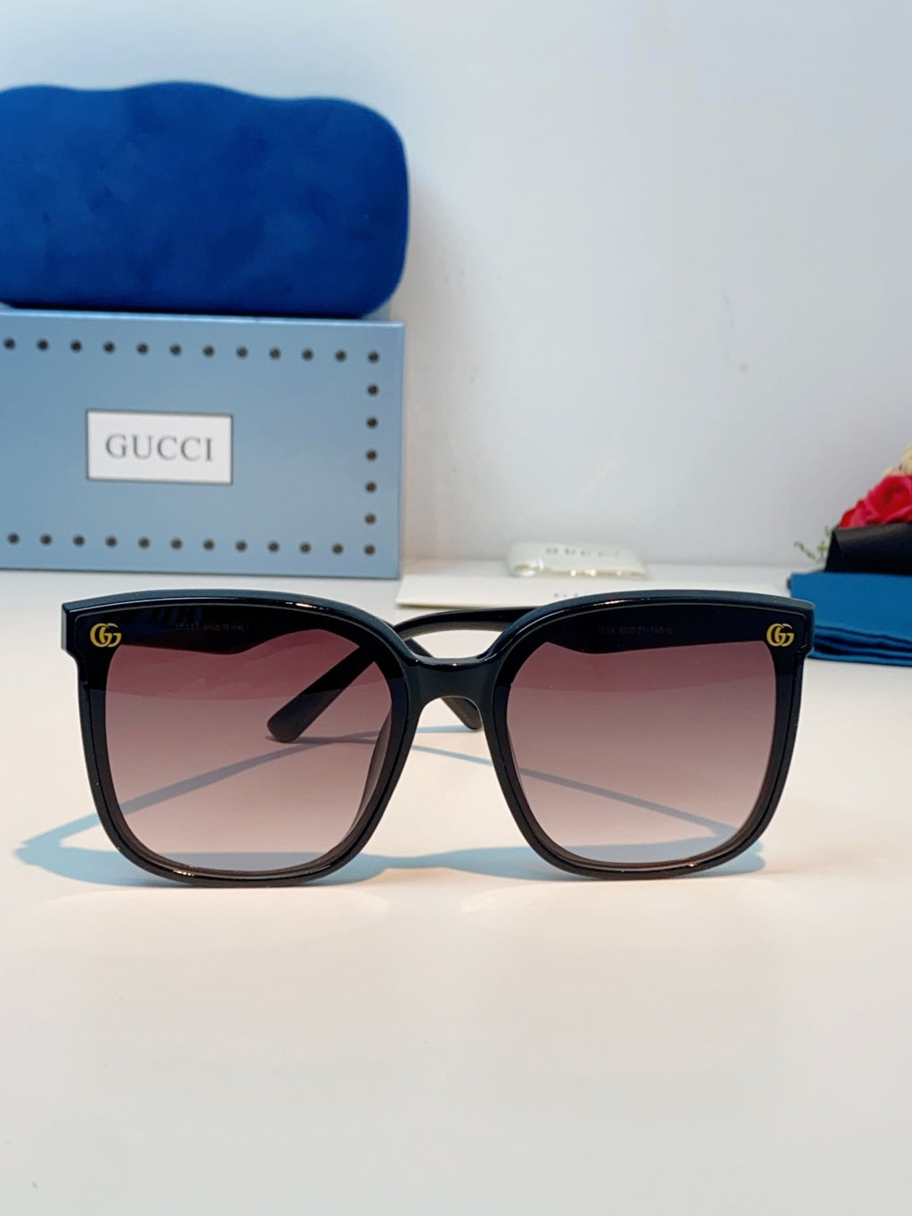 Gucci Fashion Red Lens Sunglasses for Men & Women - detail image 2