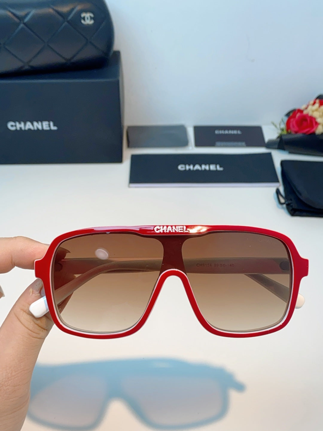 Chanel CH9158 Oversized Brown Lens Sunglasses for Men & Women - 493534 - detail image 4