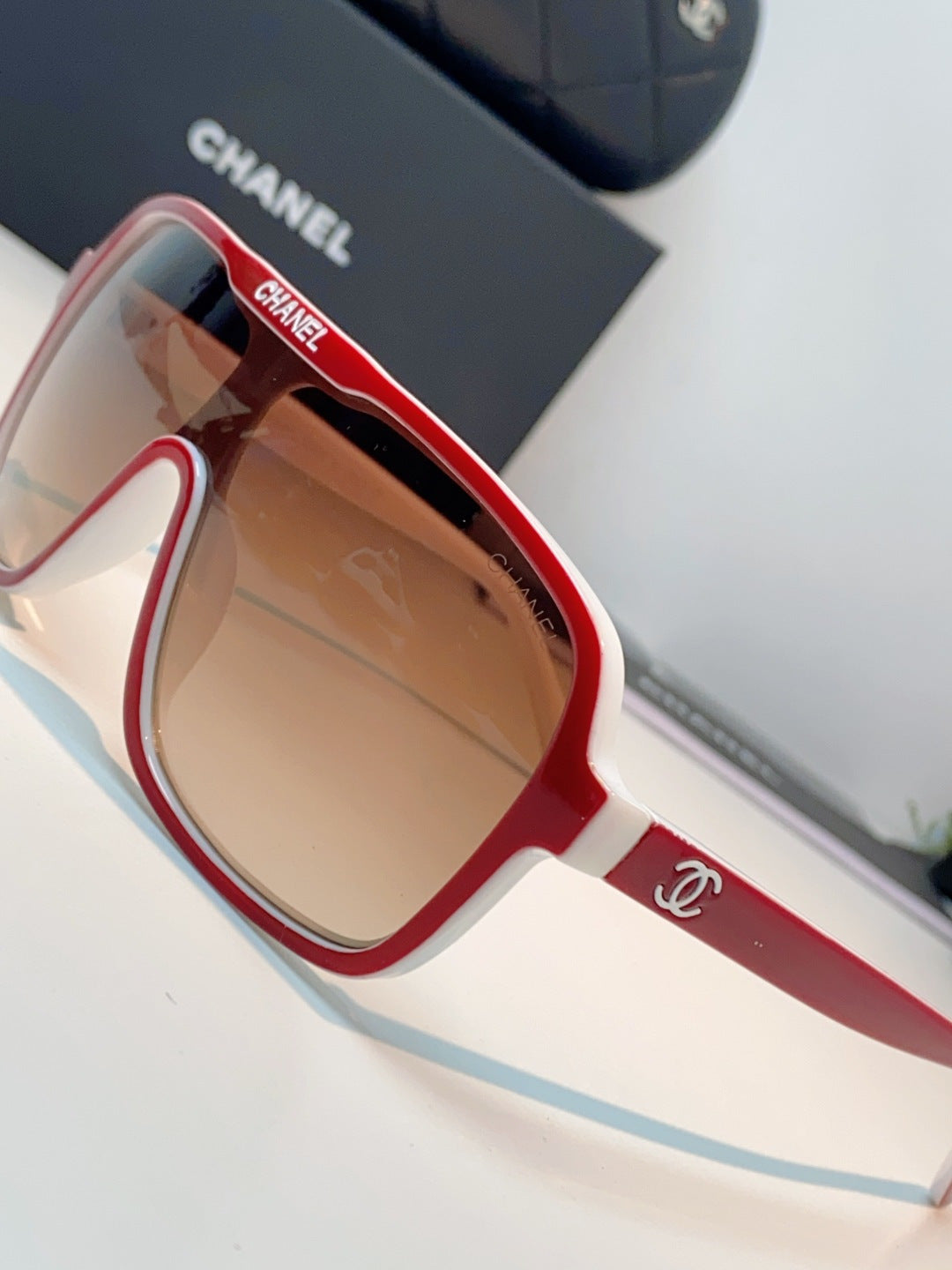 Chanel CH9158 Oversized Brown Lens Sunglasses for Men & Women - 493534 - detail image 7