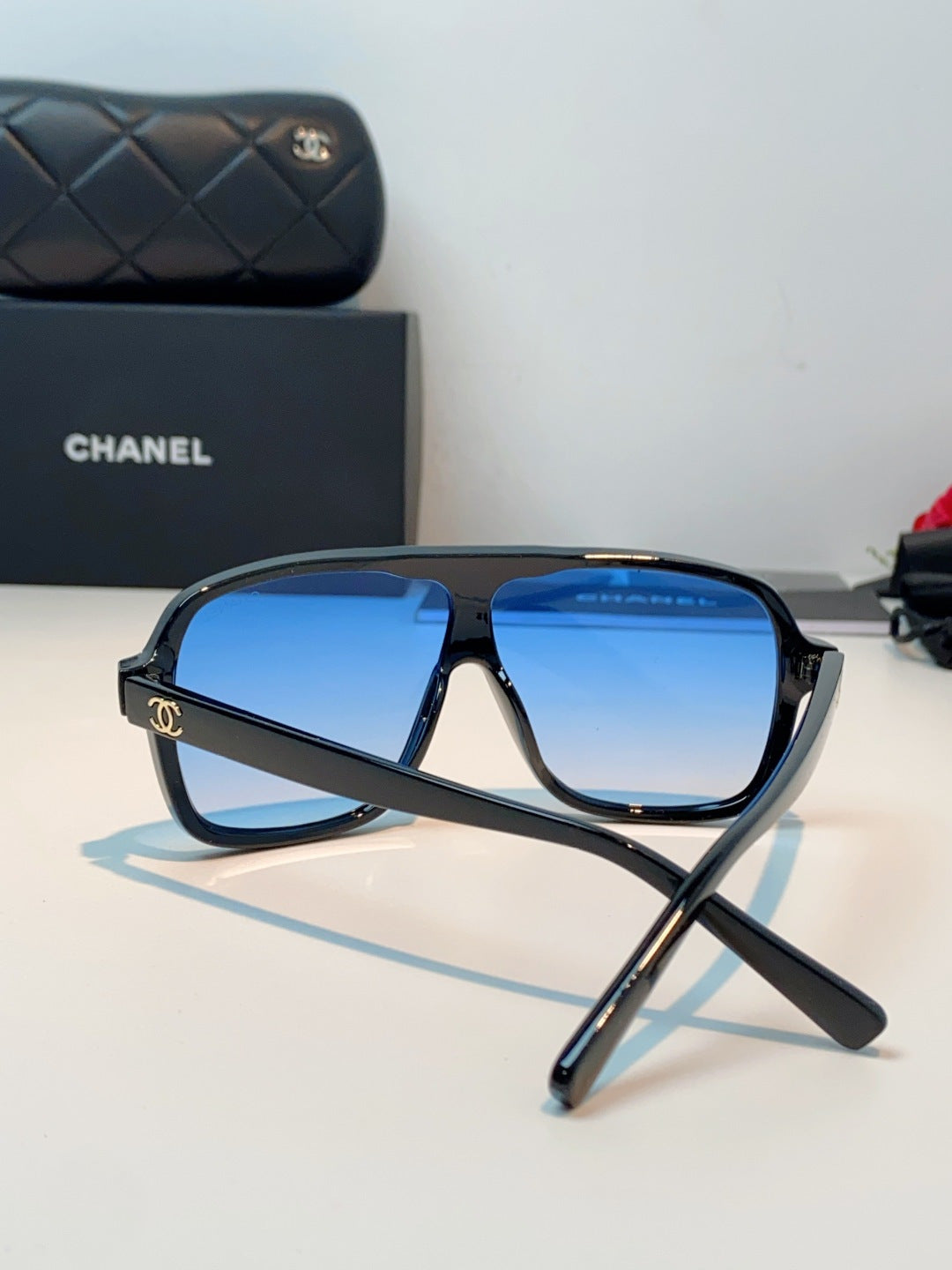 Chanel CH9158 Oversized Blue Lens Sunglasses for Men & Women - detail image 3