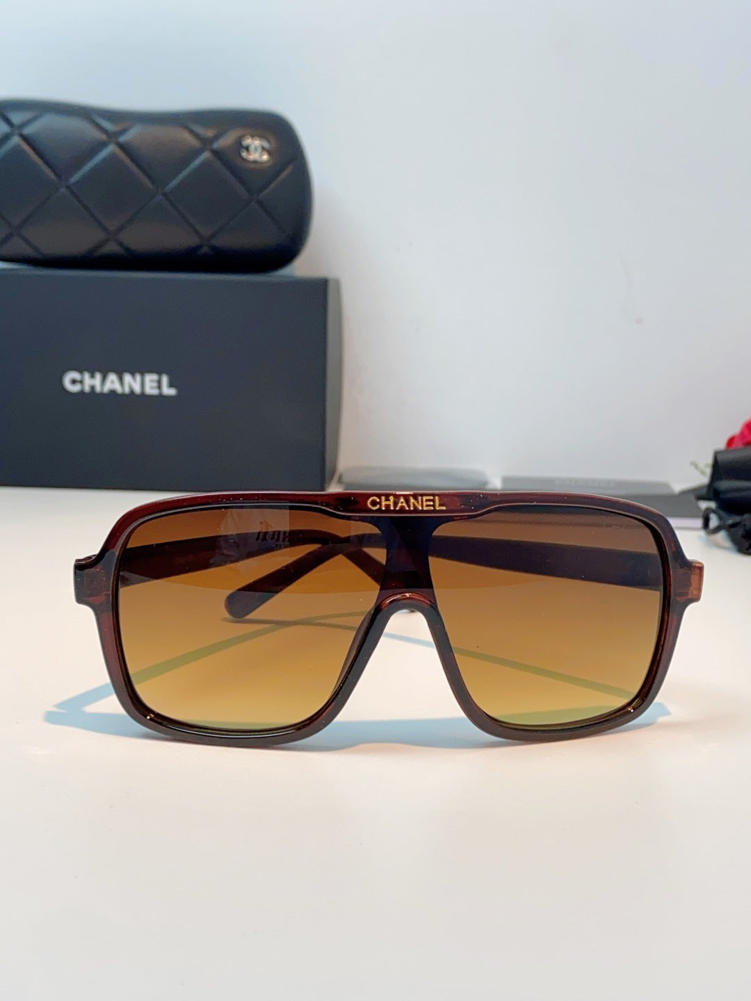 Chanel CH9158 Oversized Brown Lens Sunglasses for Men & Women - detail image 2
