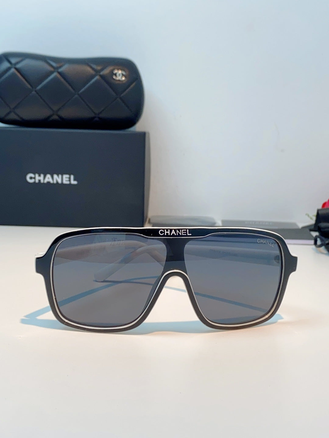 Chanel CH9158 Oversized Brown Lens Sunglasses for Men & Women - 493532 - detail image 2