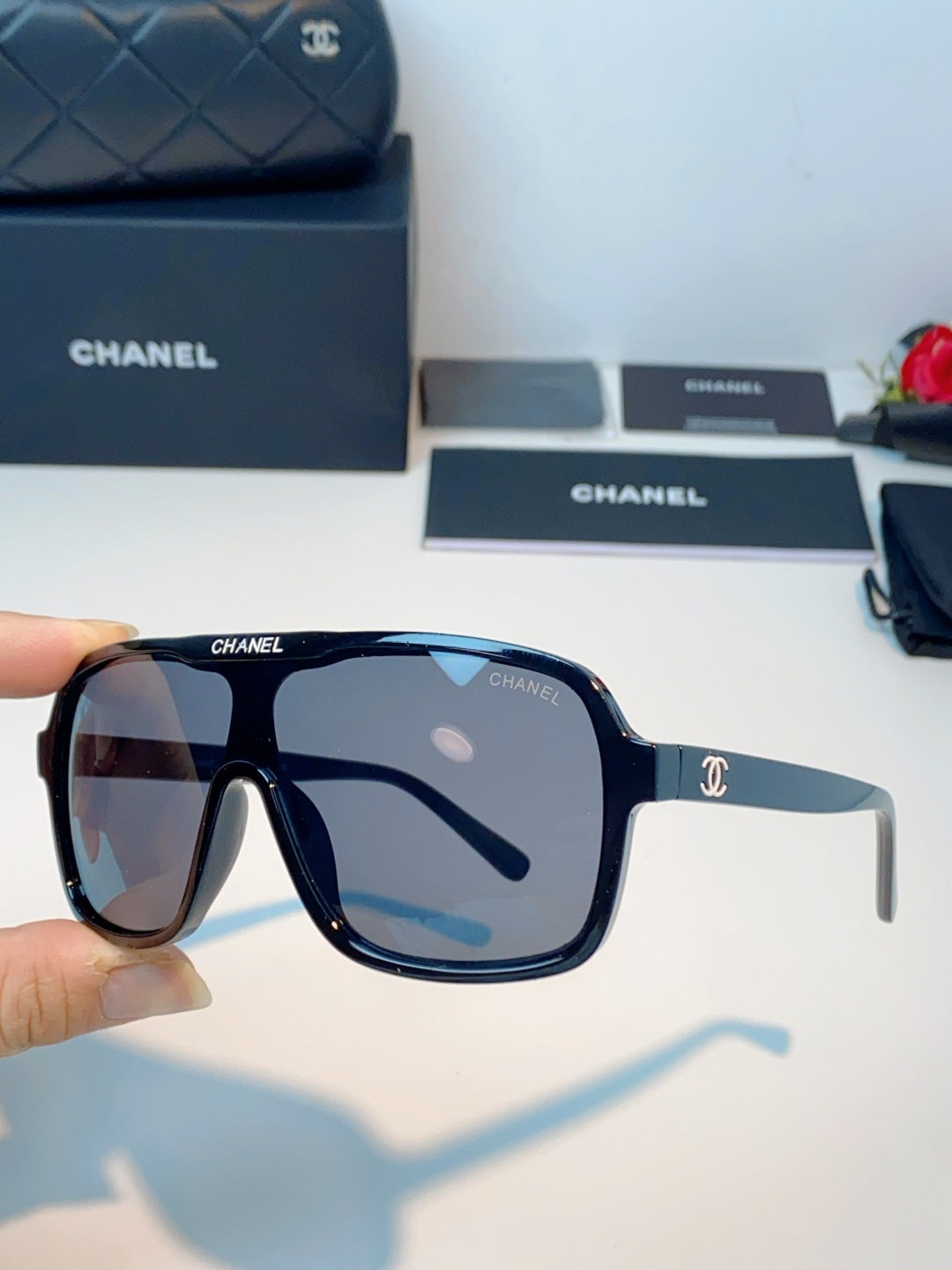 Chanel CH9158 Oversized Gray Lens Sunglasses for Men & Women - detail image 6