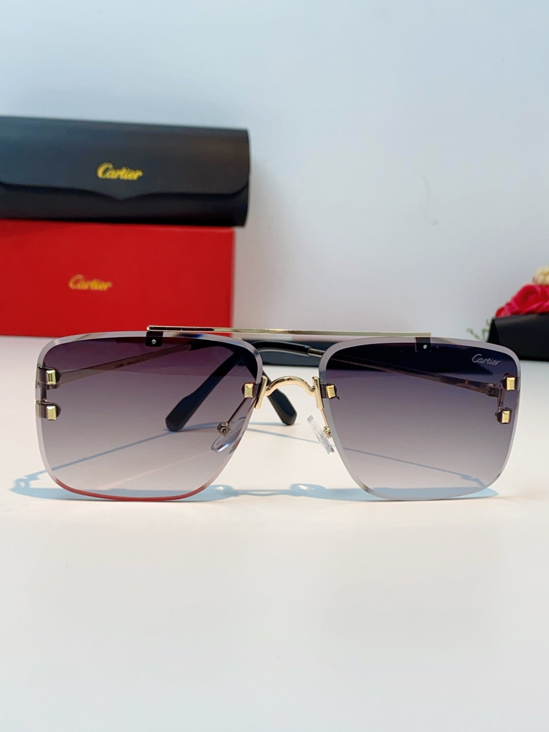 Cartier Lightweight Metal Rimless Gray Lens Sunglasses for Men & Women - detail image 2