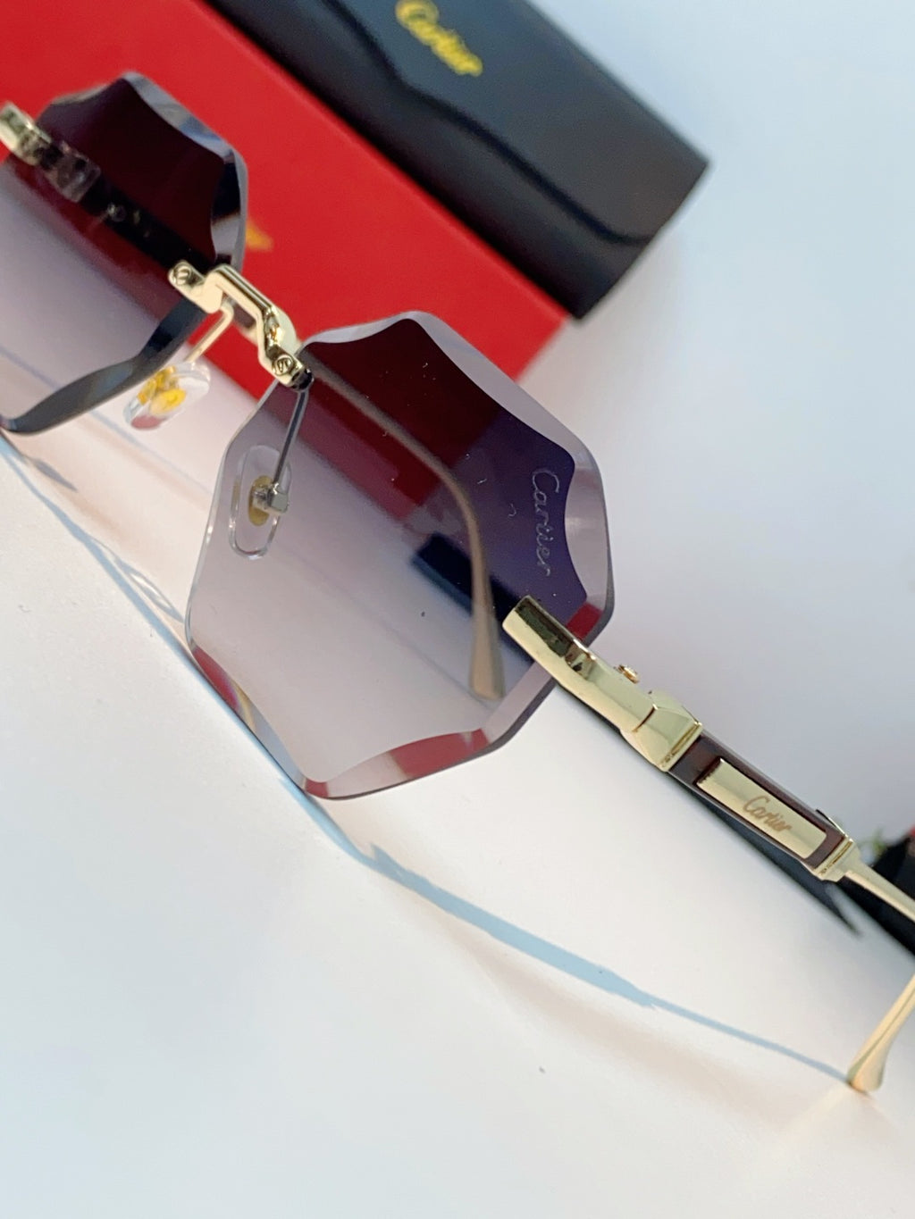 Cartier Fashion Gray Lens Sunglasses for Men & Women - detail image 7