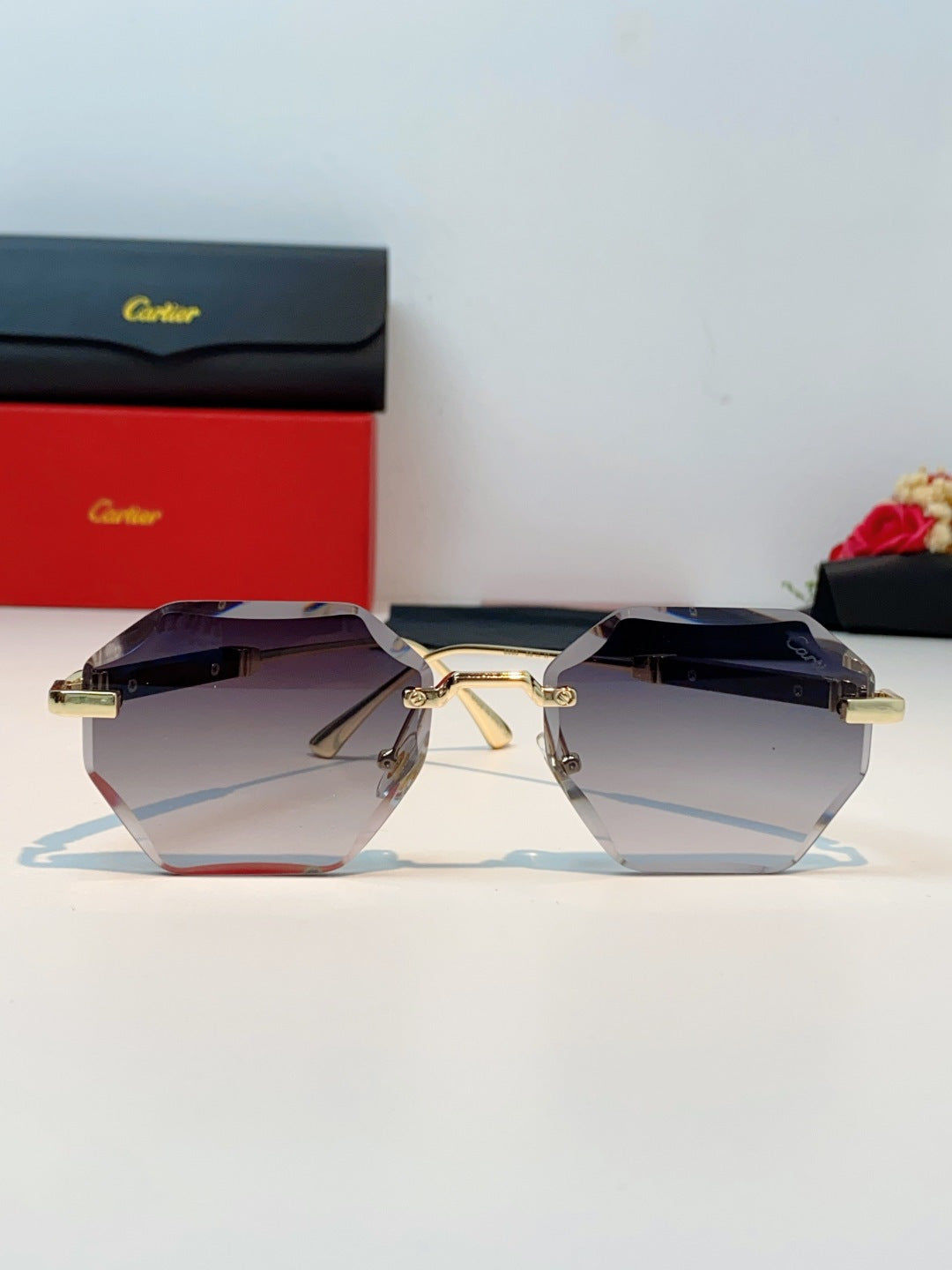 Cartier Fashion Gray Lens Sunglasses for Men & Women - detail image 2