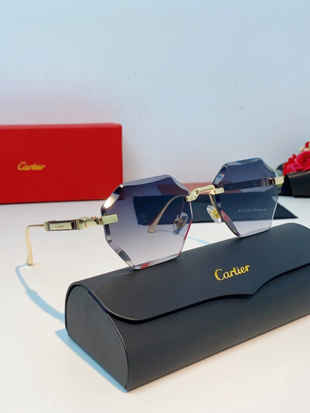 Cartier Fashion Gray Lens Sunglasses for Men & Women - detail image 10
