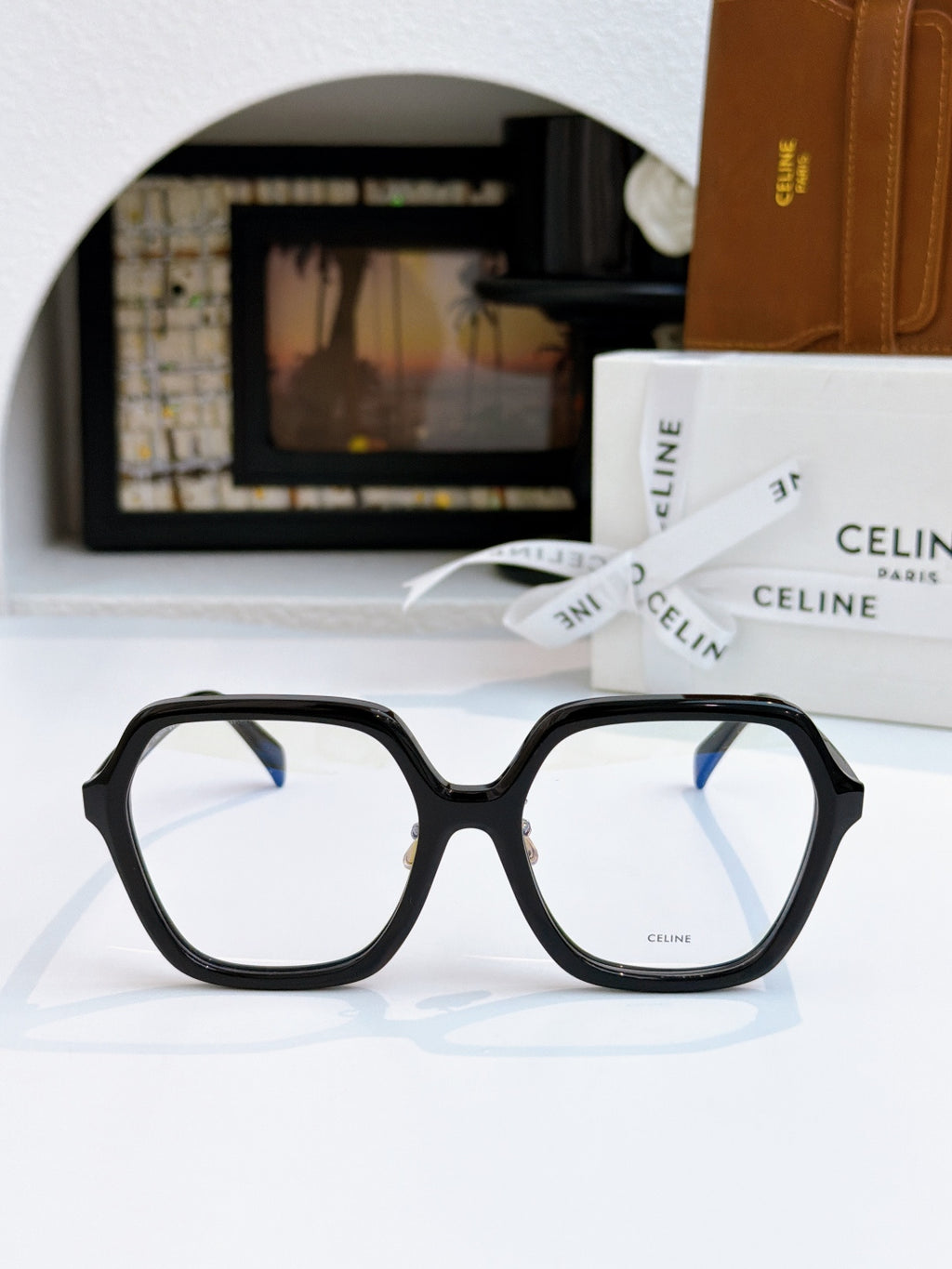 Celine CL40230F Fashion Silver Lens Sunglasses for Men & Women - detail image 5