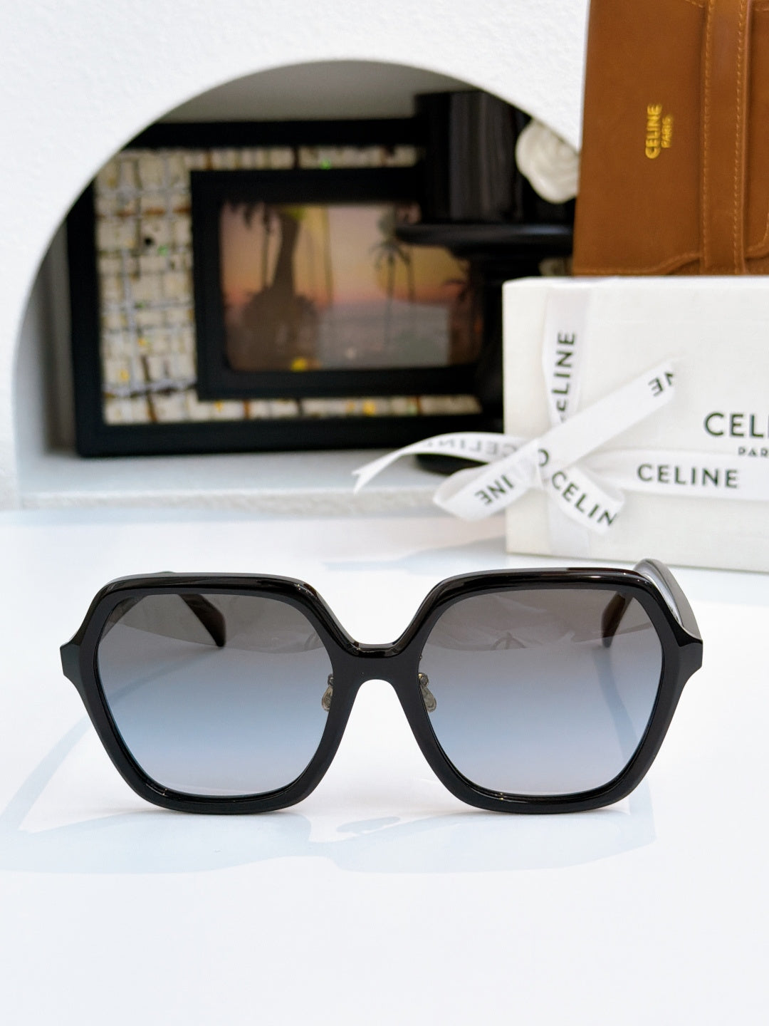 Celine CL40230F Fashion Silver Lens Sunglasses for Men & Women - detail image 8