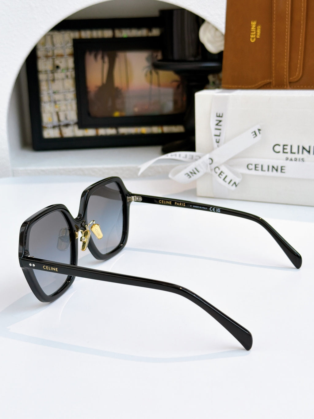 Celine CL40230F Fashion Silver Lens Sunglasses for Men & Women - detail image 9