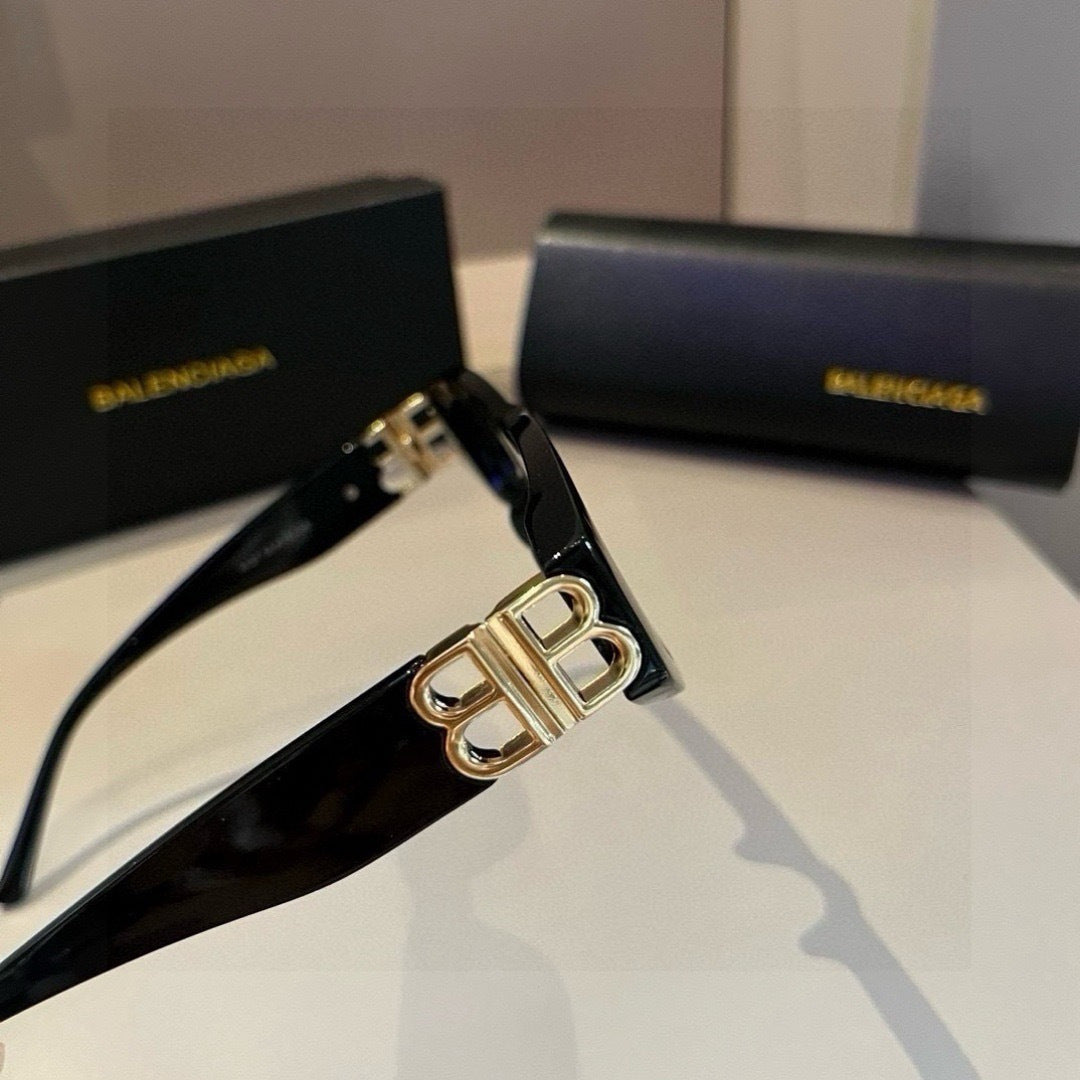 Balenciaga Rectangular Gold Lens Sunglasses for Men & Women - detail image 2