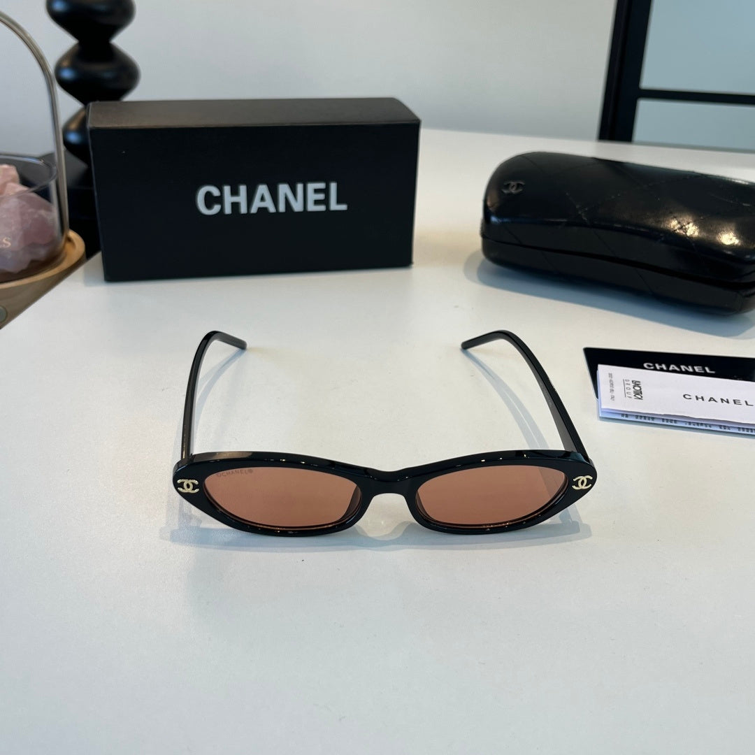 Chanel Oversized Brown Lens Sunglasses for Men & Women - 448992 - detail image 2
