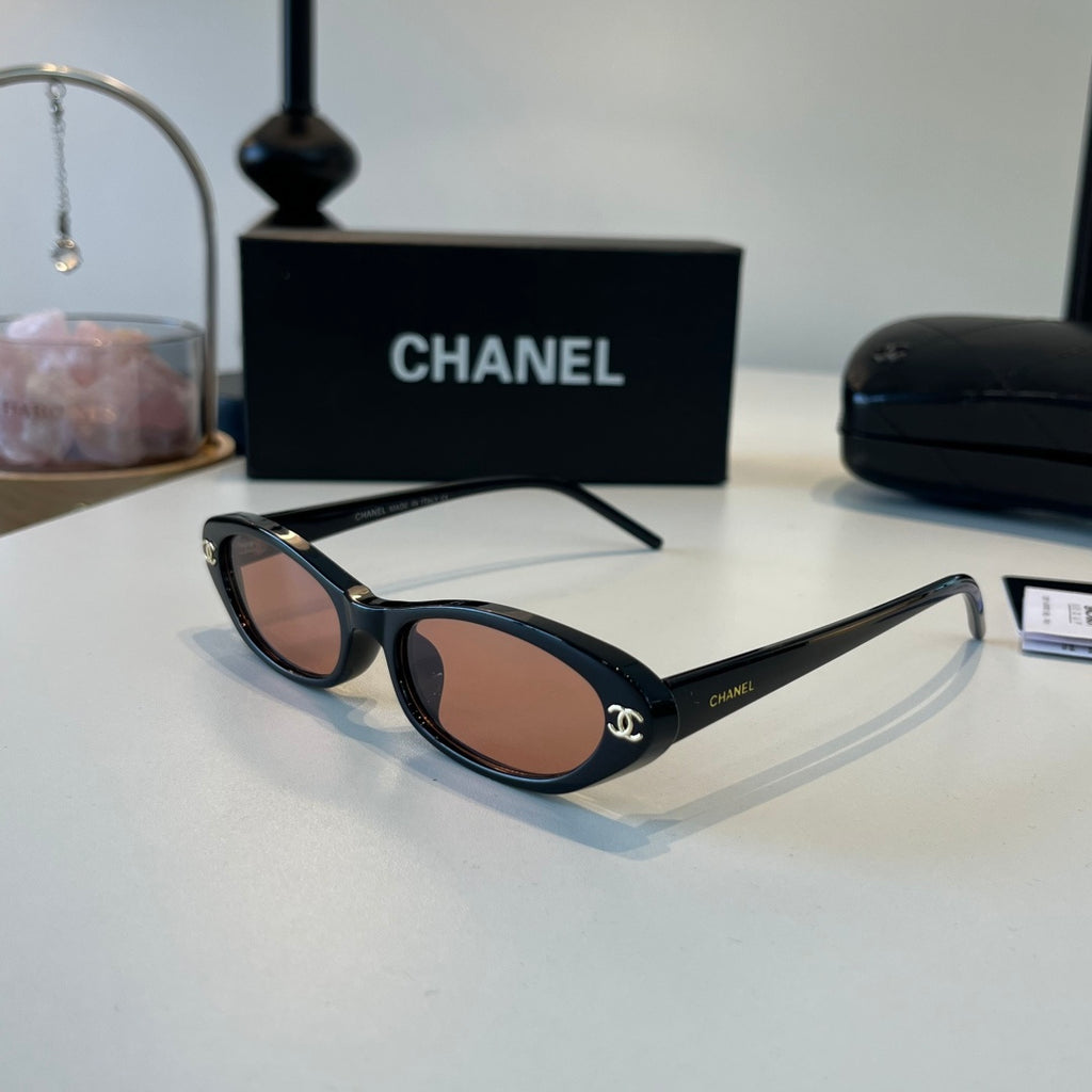 Chanel Oversized Brown Lens Sunglasses for Men & Women - 486550 - detail image 3