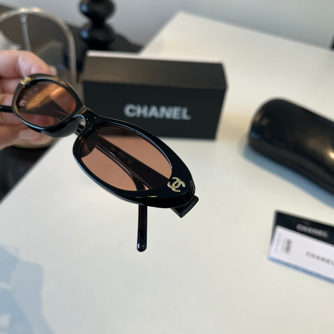 Chanel Oversized Brown Lens Sunglasses for Men & Women - 486550 - detail image 7