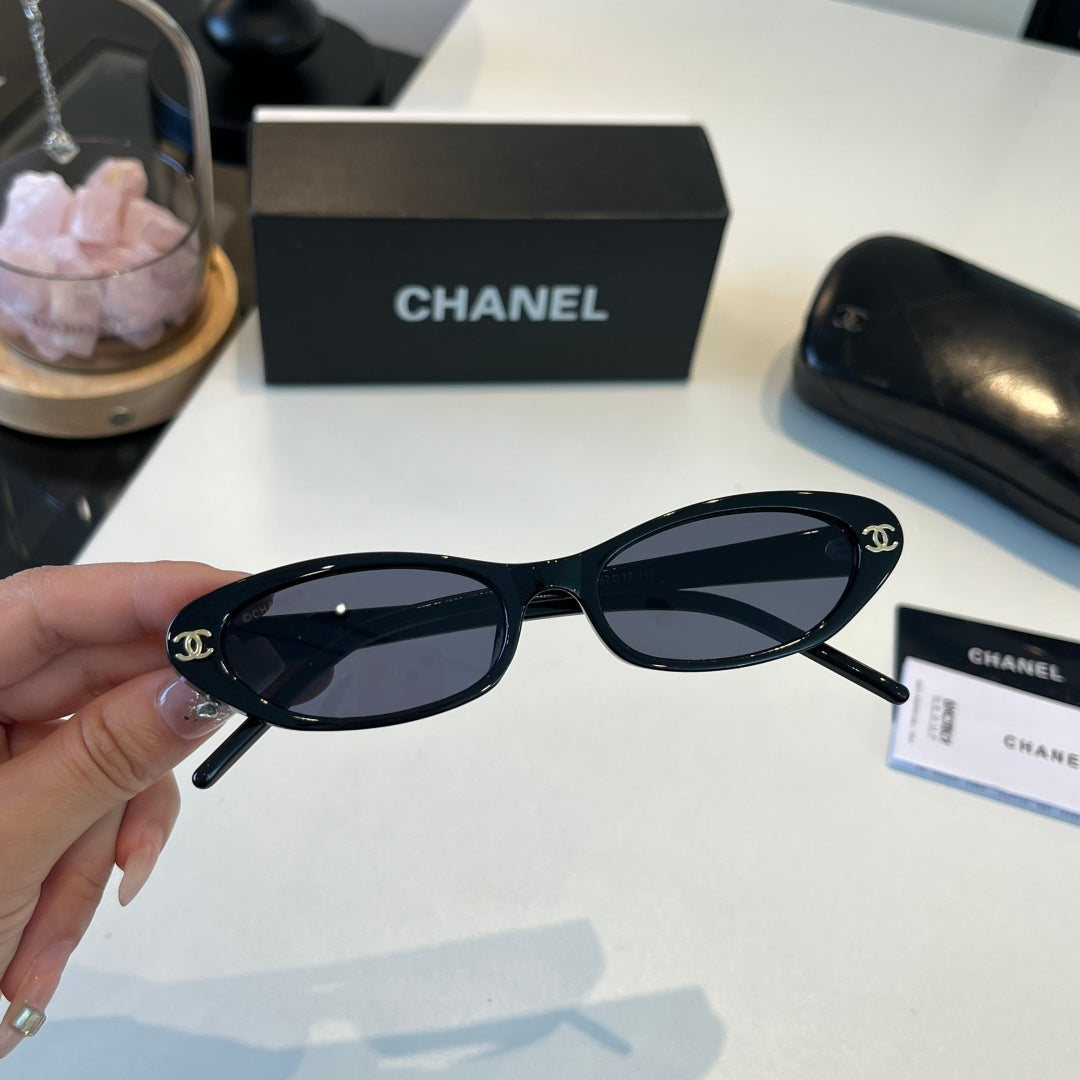 Chanel Oversized Silver Lens Sunglasses for Men & Women - 486553 - detail image 5