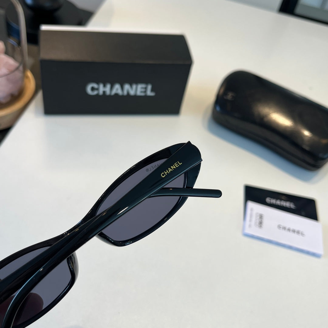 Chanel Oversized Silver Lens Sunglasses for Men & Women - 486553 - detail image 7