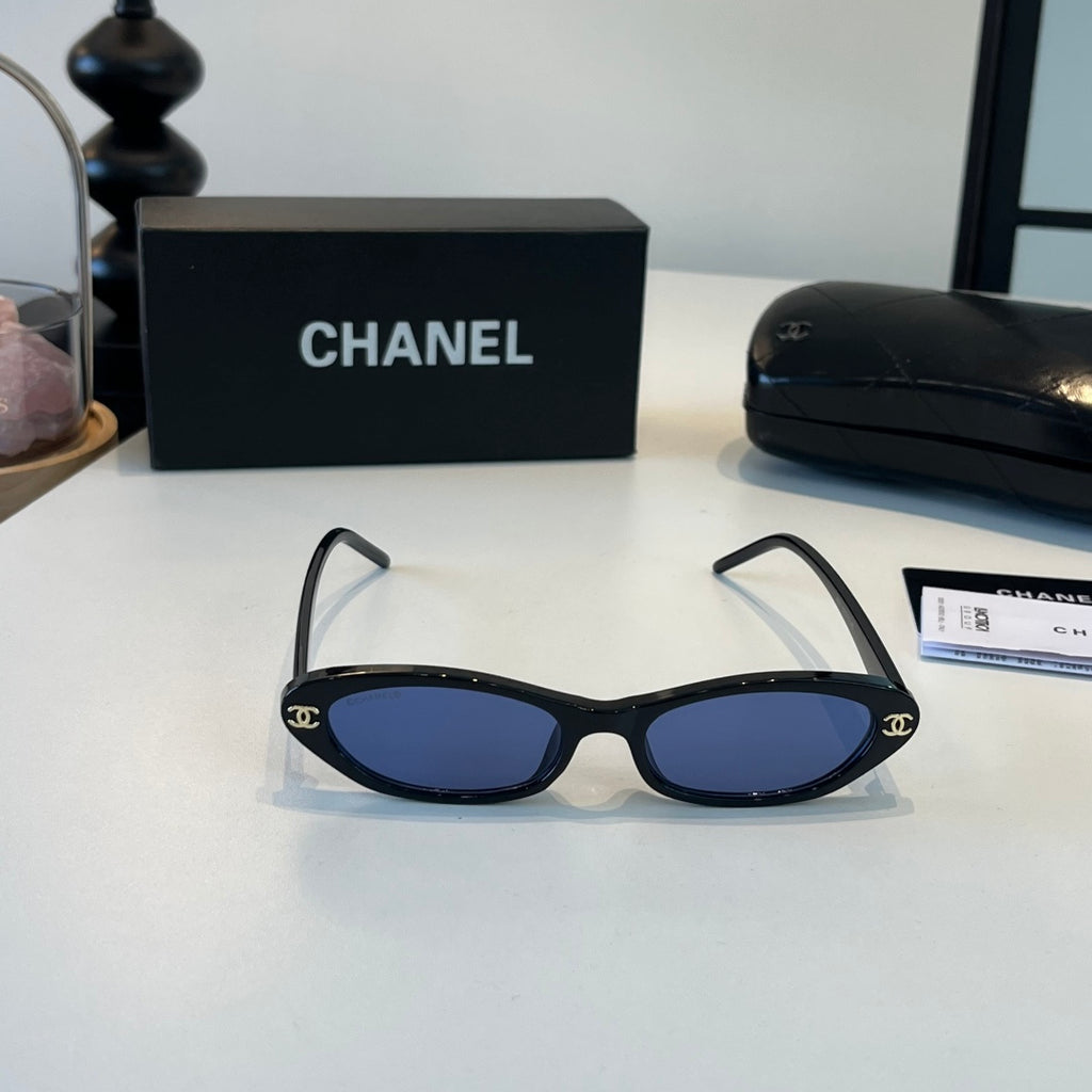 Chanel Oversized Blue Lens Sunglasses for Men & Women - 448996 - detail image 2