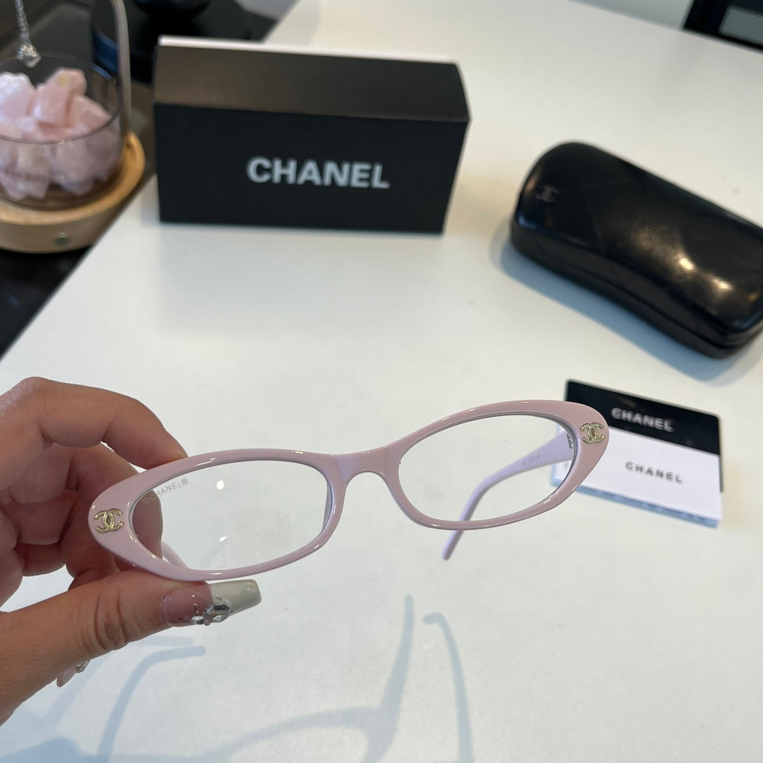 Chanel Oversized Silver Lens Sunglasses for Men & Women - 486555 - detail image 8