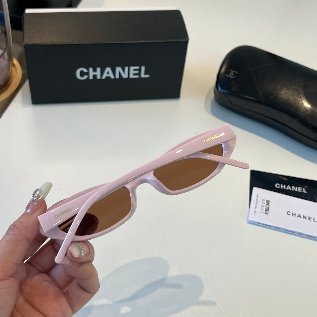 Chanel Oversized Silver Lens Sunglasses for Men & Women - 448998 - detail image 7
