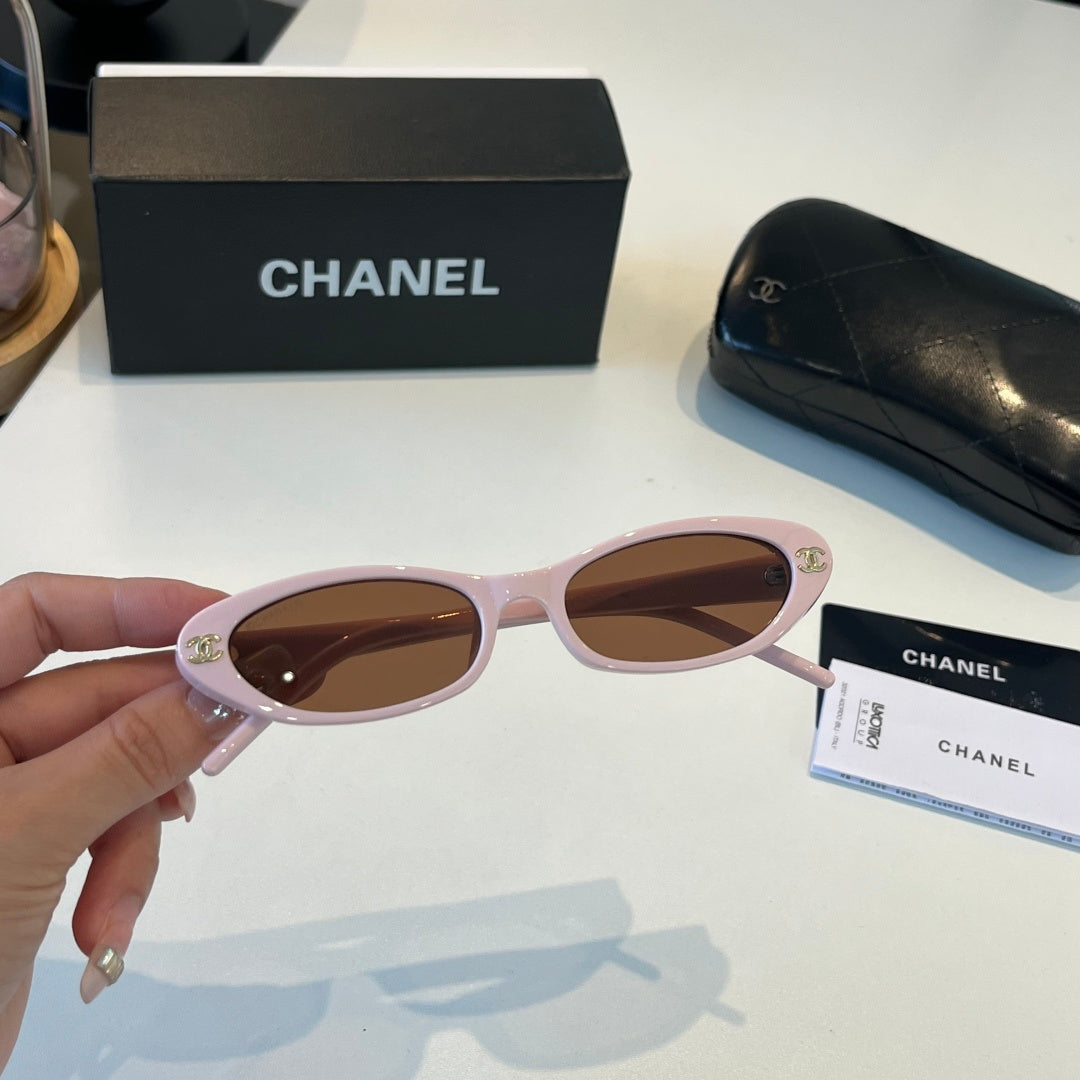 Chanel Oversized Silver Lens Sunglasses for Men & Women - 486556 - detail image 4