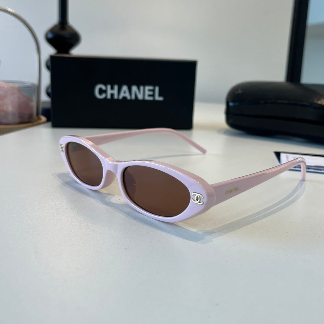 Chanel Oversized Silver Lens Sunglasses for Men & Women - 486556 - detail image 3