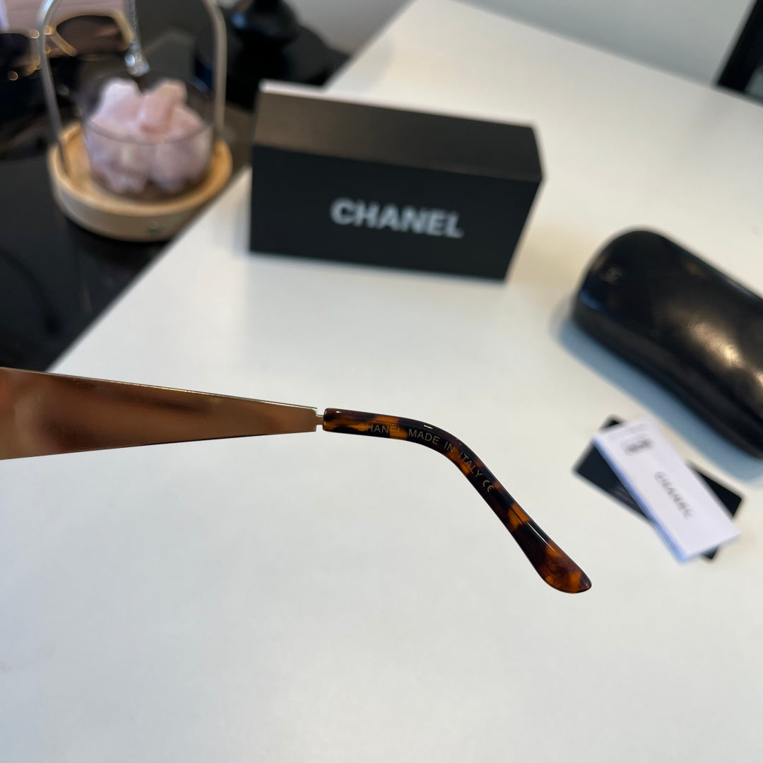 Chanel Oversized Brown Lens Sunglasses for Men & Women - 449000 - detail image 8