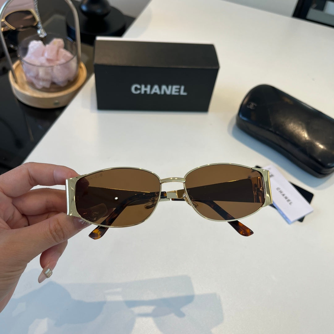 Chanel Oversized Brown Lens Sunglasses for Men & Women - 449000 - detail image 4