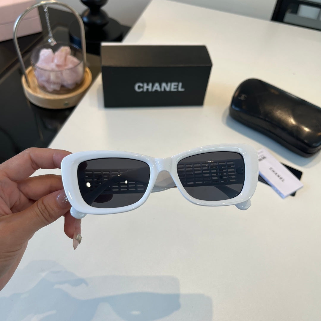 Chanel Fashion Silver Lens Sunglasses for Men & Women - 449003 - detail image 5