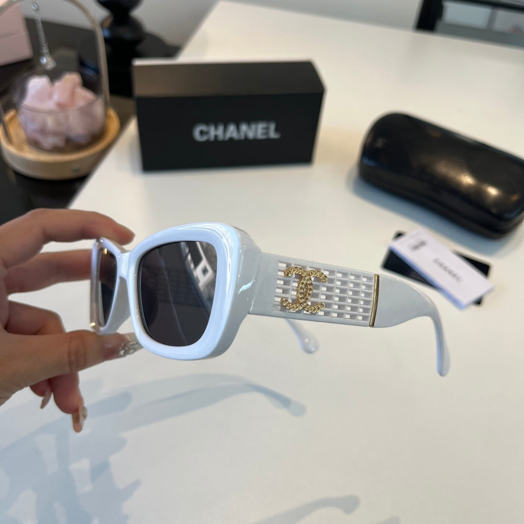 Chanel Fashion Silver Lens Sunglasses for Men & Women - 449003 - detail image 4
