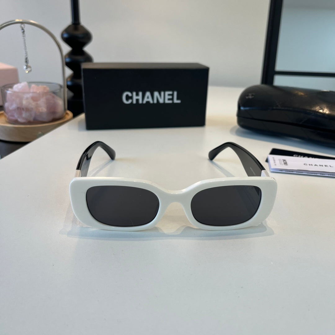 Chanel Fashion Silver Lens Sunglasses for Men & Women - 449004 - detail image 2