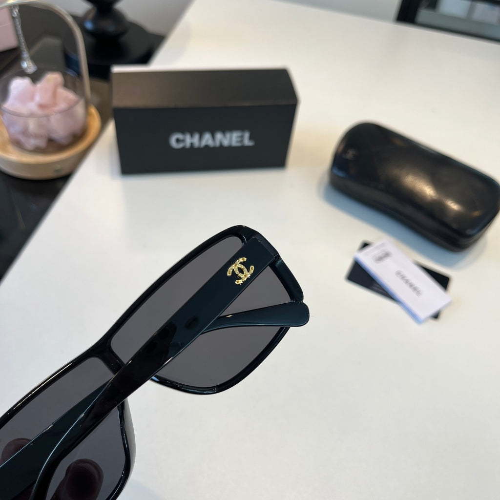Chanel Fashion Black Lens Sunglasses for Men & Women - 449005 - detail image 7