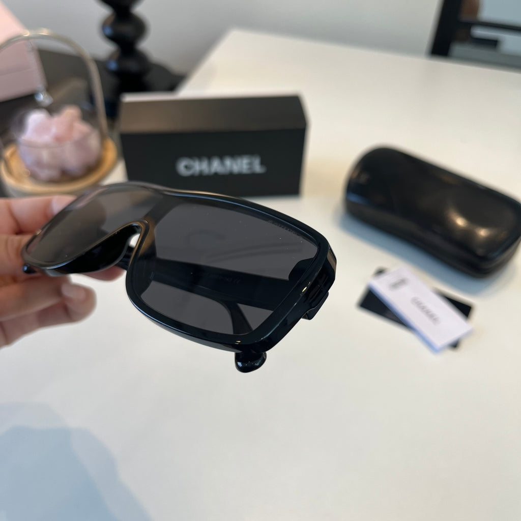 Chanel Fashion Black Lens Sunglasses for Men & Women - 486566 - detail image 6