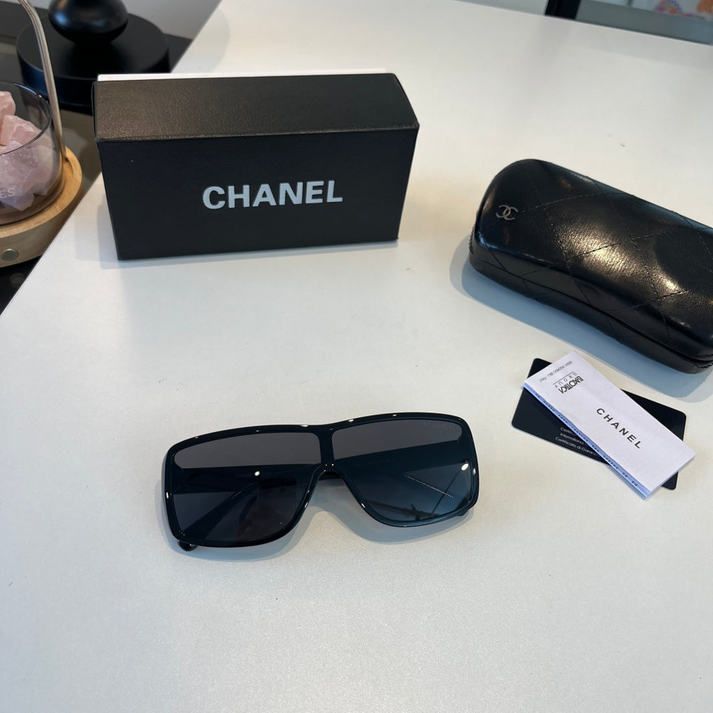 Chanel Fashion Black Lens Sunglasses for Men & Women - 486566 - detail image 4