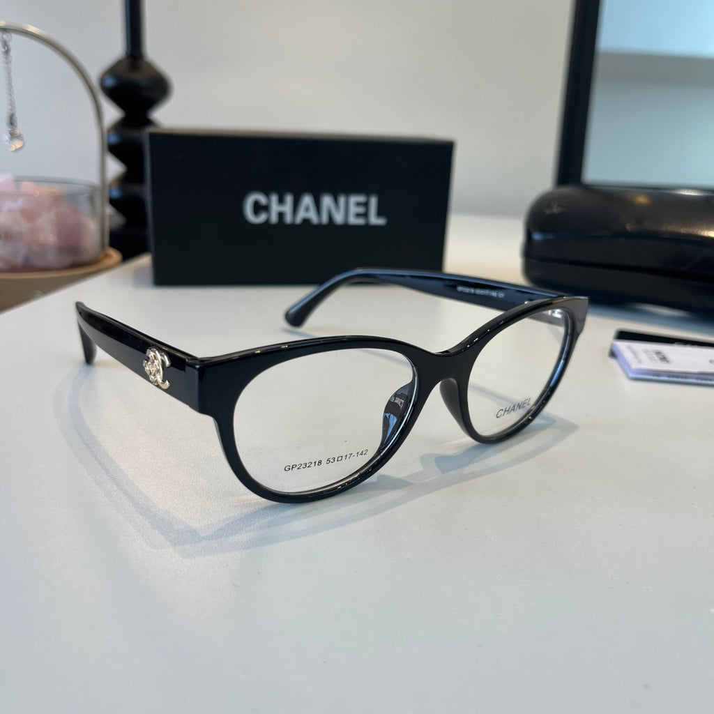 Chanel Fashion Silver Lens Sunglasses for Men & Women - 486568