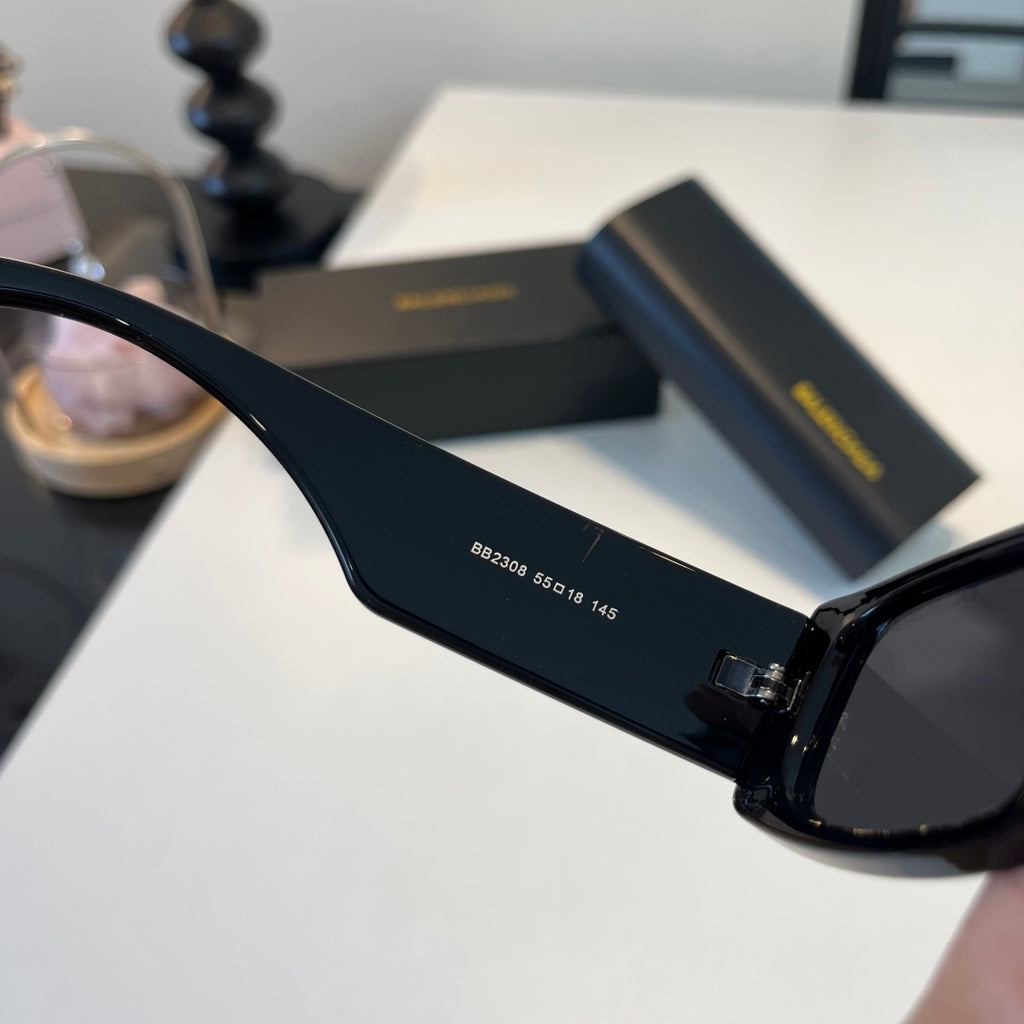 Balenciaga Rectangular Black Lens Sunglasses for Men & Women - 158566 - detail image 8