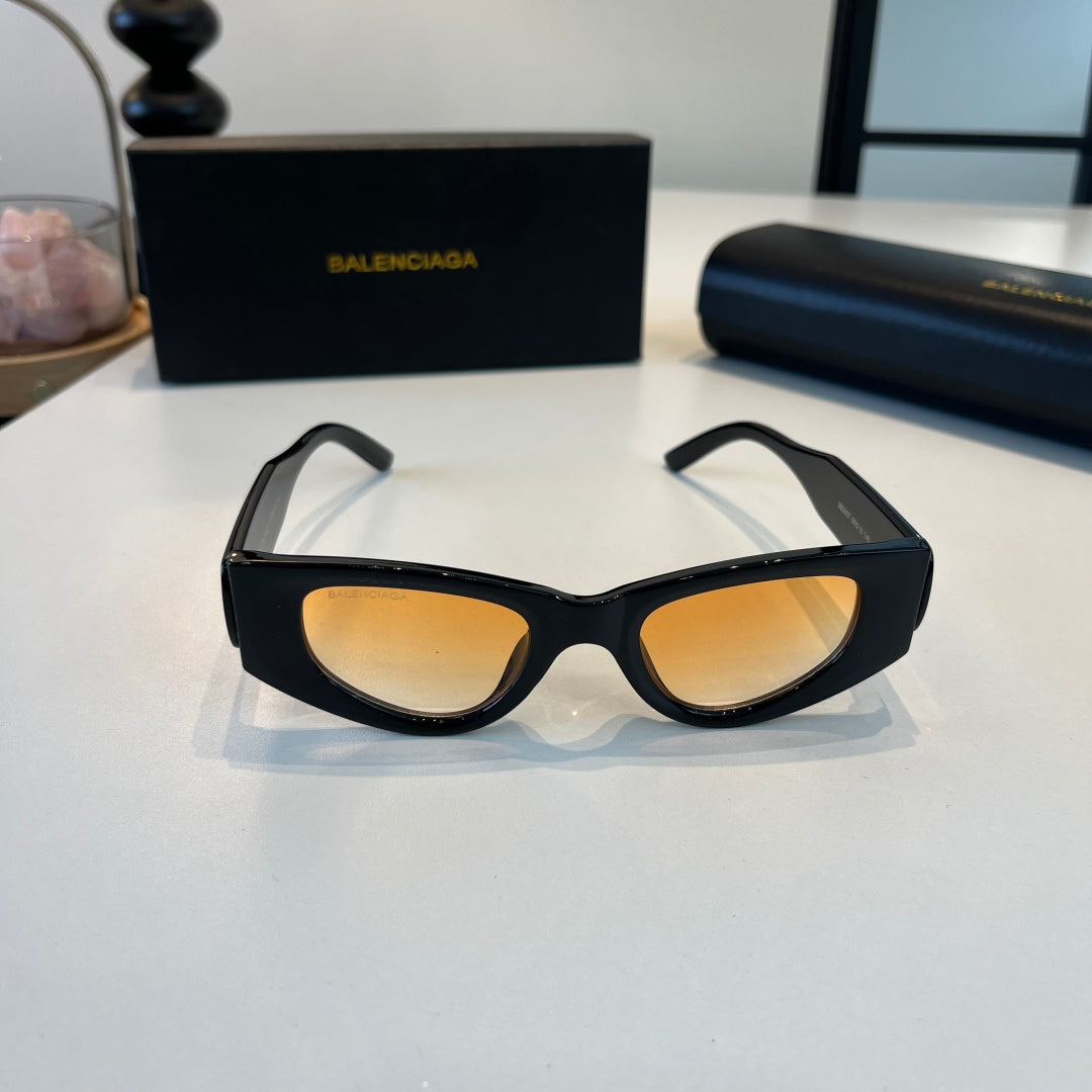 Balenciaga Rectangular Brown Lens Sunglasses for Men & Women - detail image 2