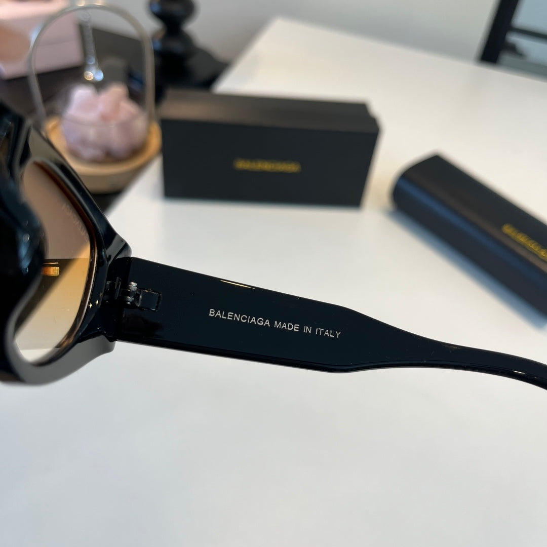Balenciaga Rectangular Brown Lens Sunglasses for Men & Women - detail image 9