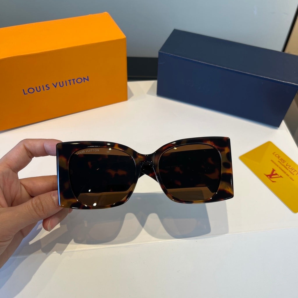 Louis Vuitton Fashion Black Lens Sunglasses for Men & Women - 464693 - detail image 9