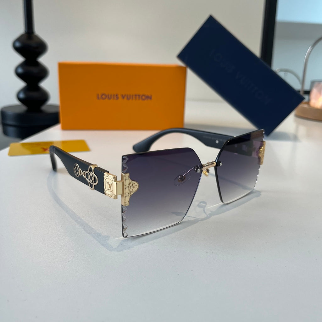 Louis Vuitton Fashion Silver Lens Sunglasses for Women - 493089