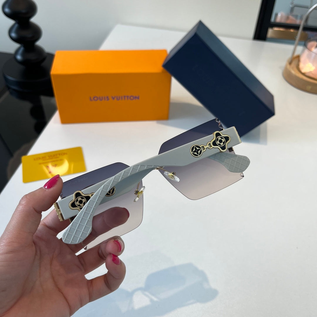 Louis Vuitton Fashion Silver Lens Sunglasses for Women - detail image 8