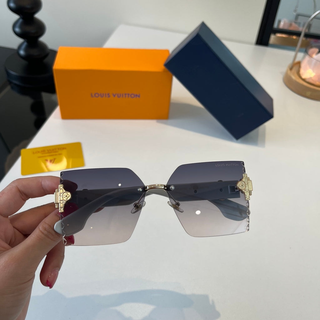 Louis Vuitton Fashion Silver Lens Sunglasses for Women - detail image 5
