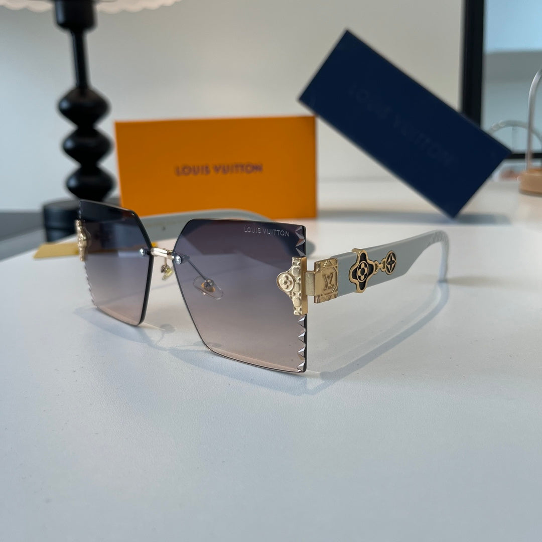Louis Vuitton Fashion Silver Lens Sunglasses for Women - detail image 3