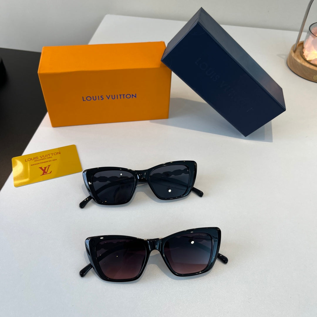 Louis Vuitton Cat-Eye Silver Lens Sunglasses for Women - detail image 10