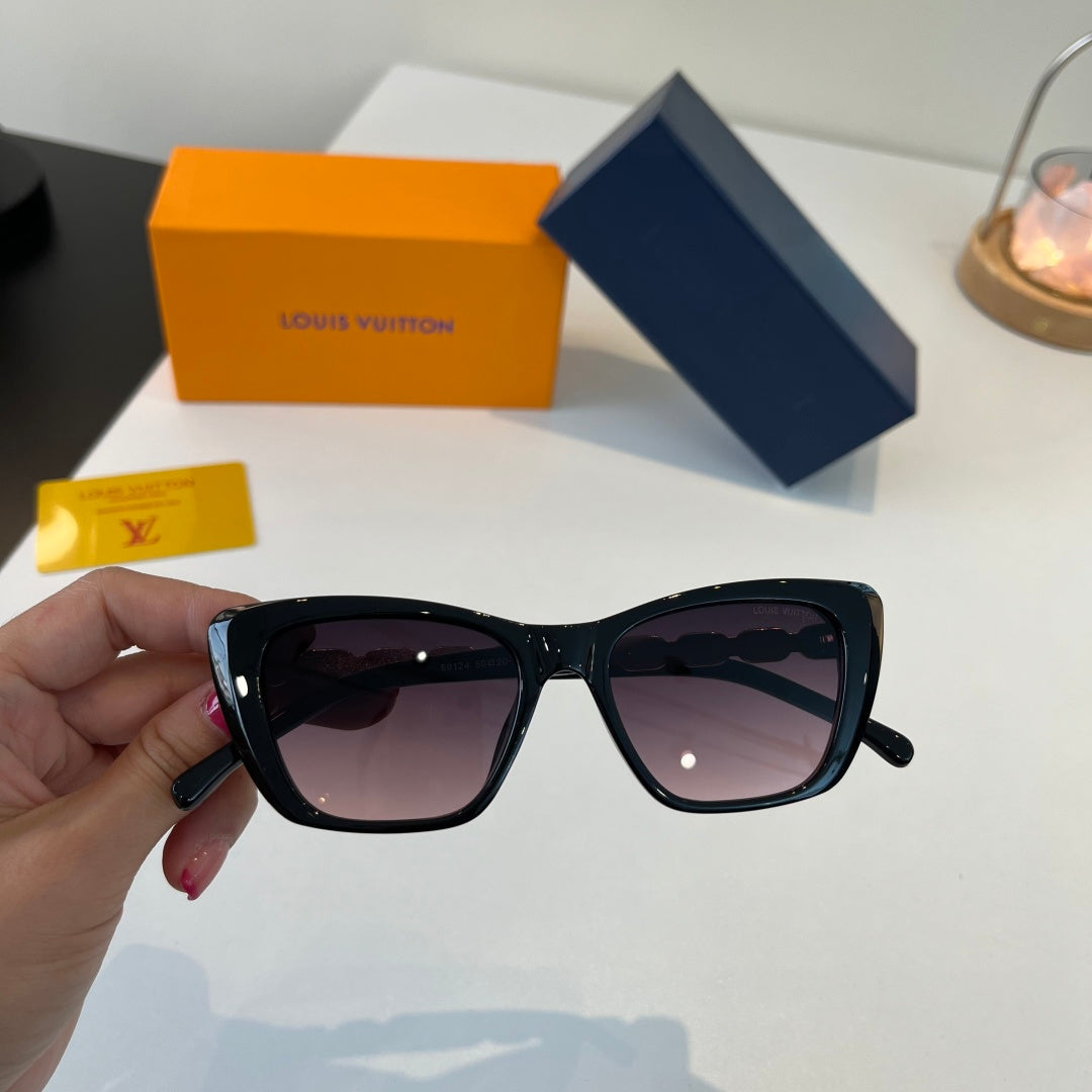 Louis Vuitton Cat-Eye Silver Lens Sunglasses for Women - detail image 4