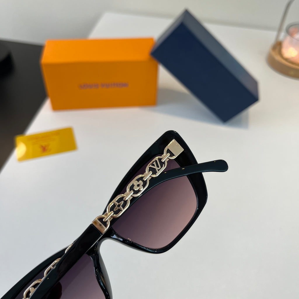 Louis Vuitton Cat-Eye Silver Lens Sunglasses for Women - detail image 6