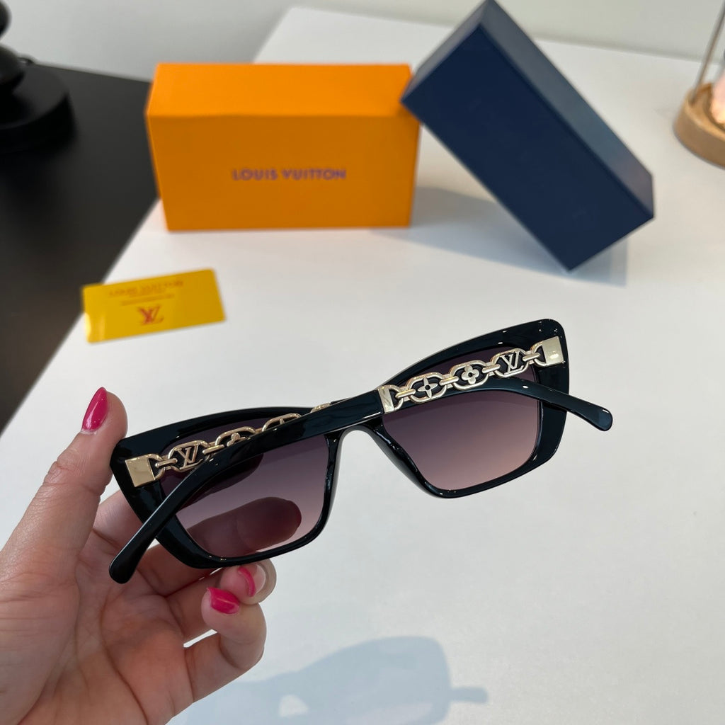 Louis Vuitton Cat-Eye Silver Lens Sunglasses for Women - detail image 7