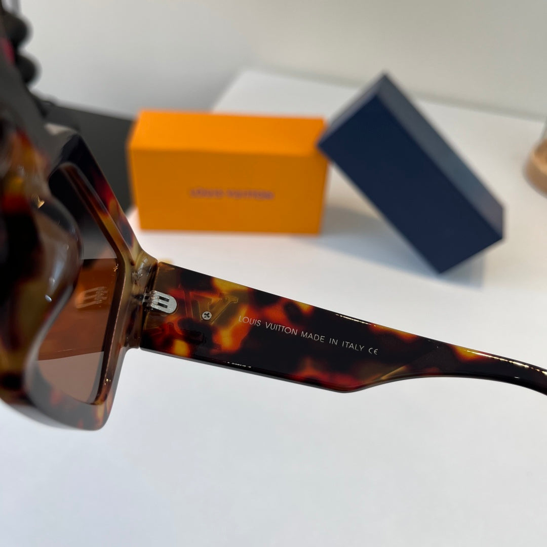 Louis Vuitton Fashion Black Lens Sunglasses for Men & Women - 493064 - detail image 9